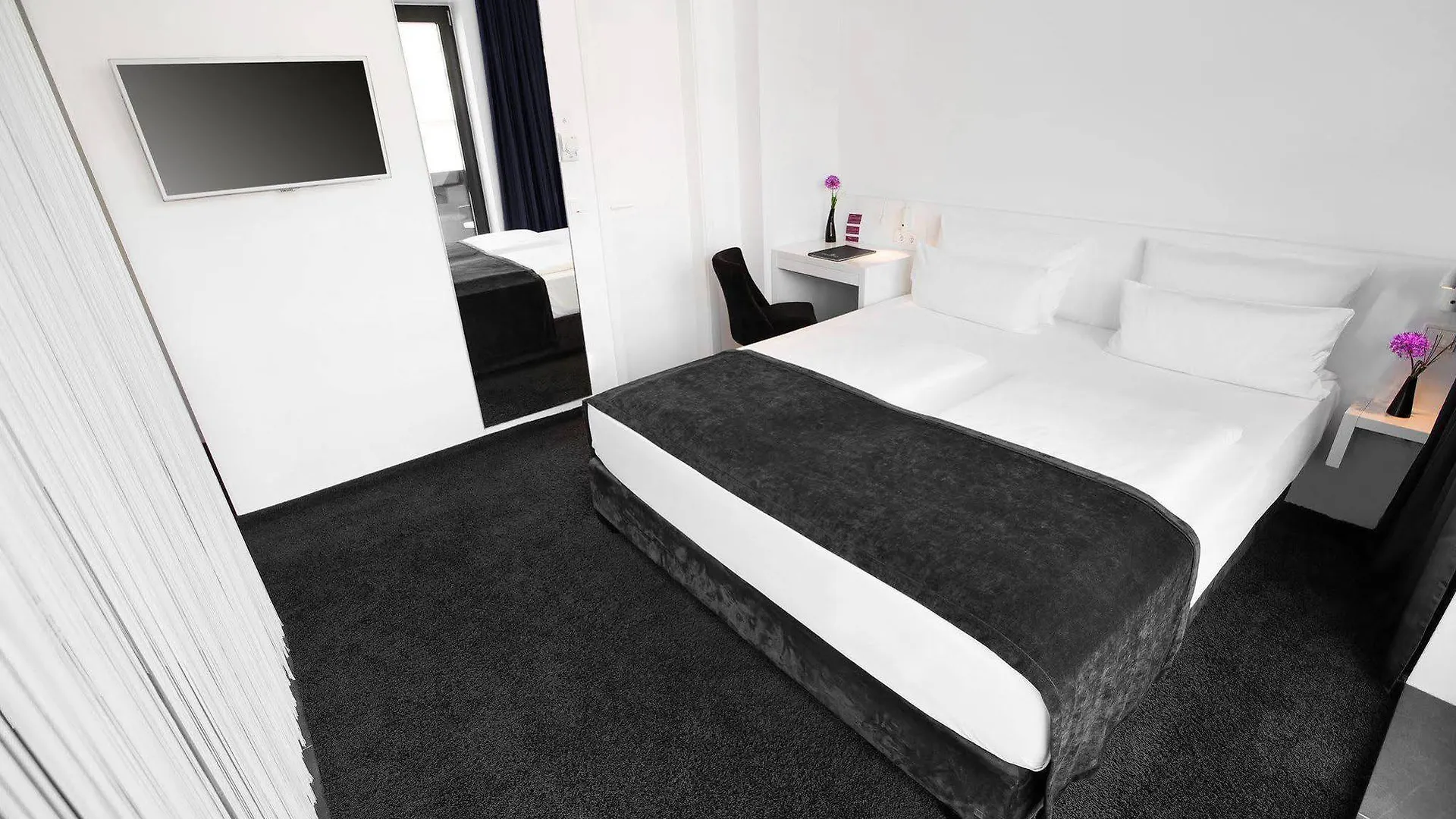 ***  Lindemann'S Hotel Berlin Germany